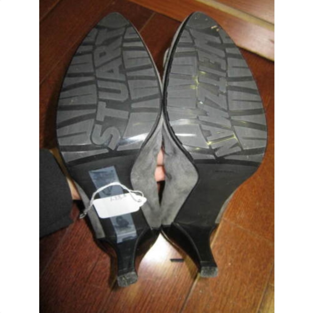 Stuart Weitzman Gray Suede Heels Size 7.5 - image 5